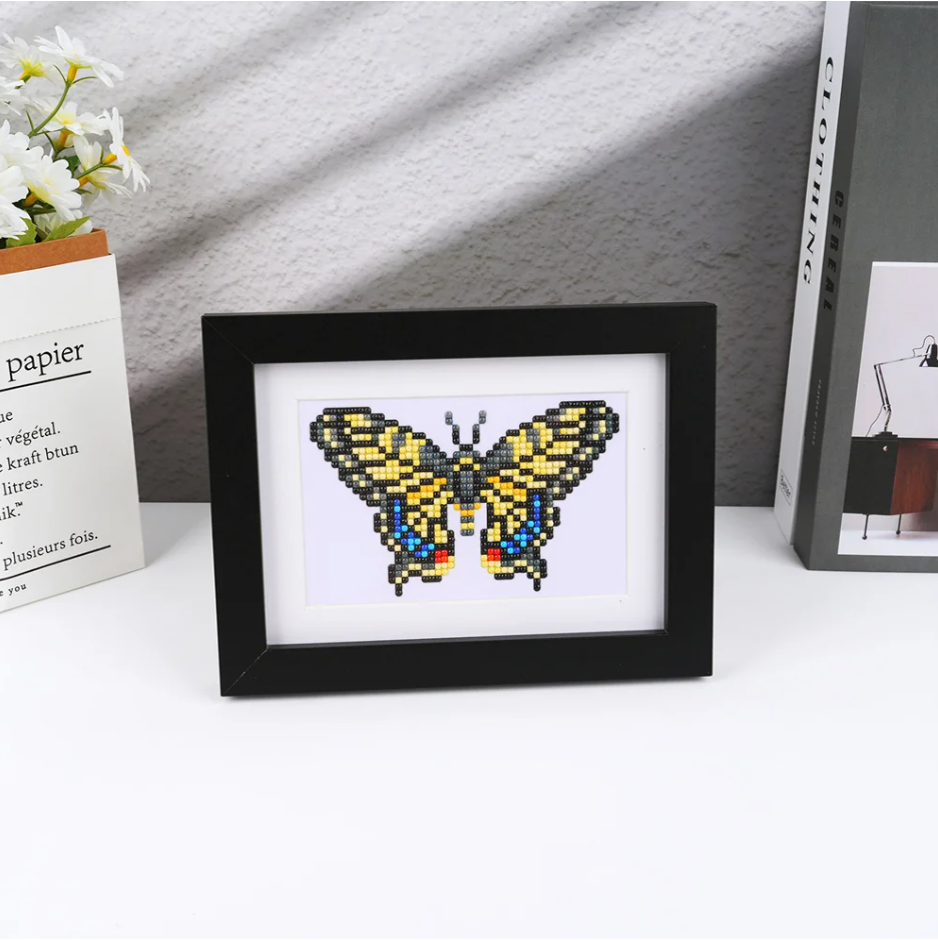 Lot de 6 Mini Diamond Painting – Papillons du Monde 🦋